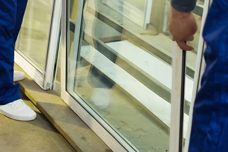 Commercial Glass Repair Technician in Wellington, FL